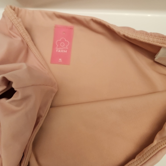 Farm Rio Rose Bikini Bottoms NWOT - Picture 3 of 10